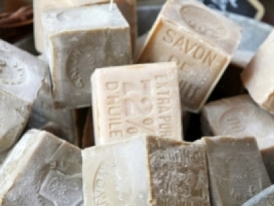 Le savon de Marseille, une tradition millénaire
