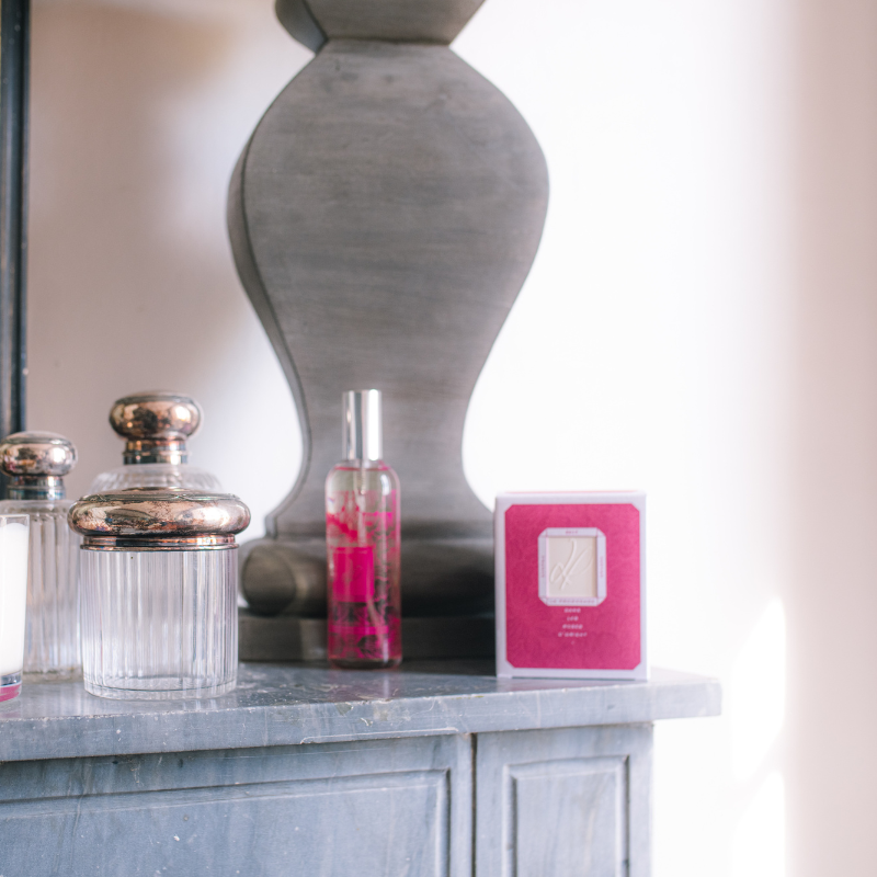 Dans les roses d'Orient - Spray